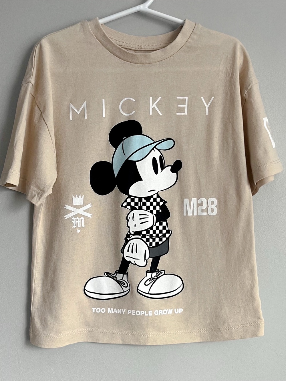 NEFF x Disney collab Mickey Mouse tshirt size XS / fits 4 year beige neutral